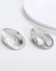 Ovale Ohrstecker aus Edelstahl mit 18 Karat Vergoldung