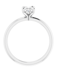 Oval Solitaire Ring Weißgold