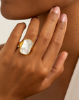 Eleganter Ring mit Muschel-Design