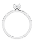 Oval Pavé Solitaire Ring Weißgold