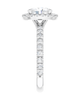 Halo Ring Oval Weissgold